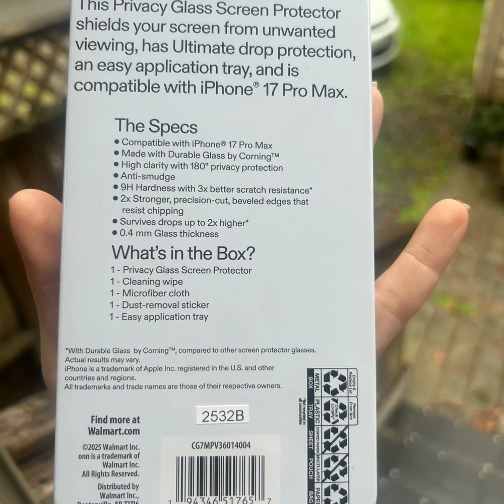 ONN Privacy Glass Screen Protector for iPhone 17 Pro Max - Black